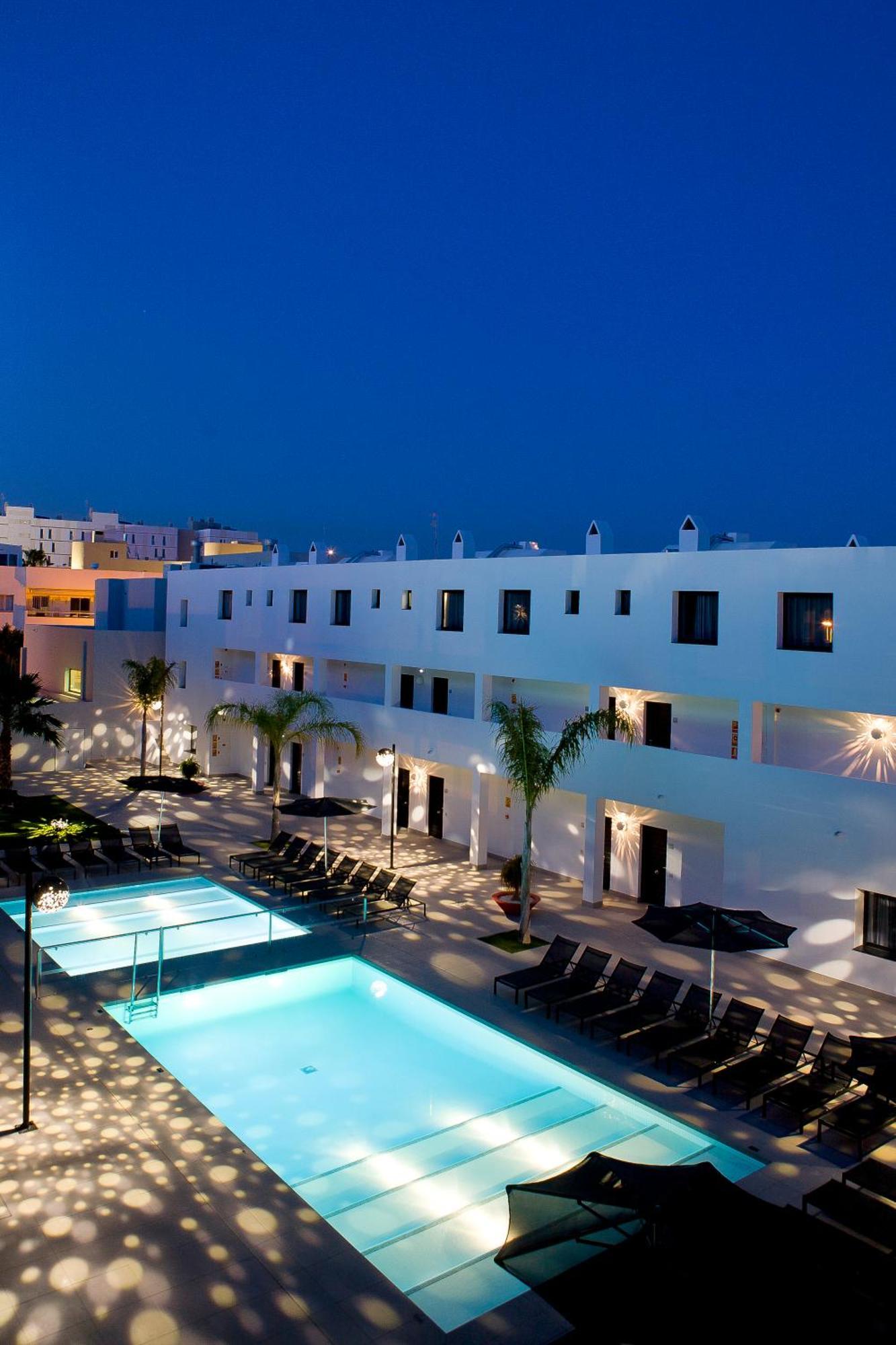 Migjorn Ibiza Suites & Spa Playa d'en Bossa Zewnętrze zdjęcie