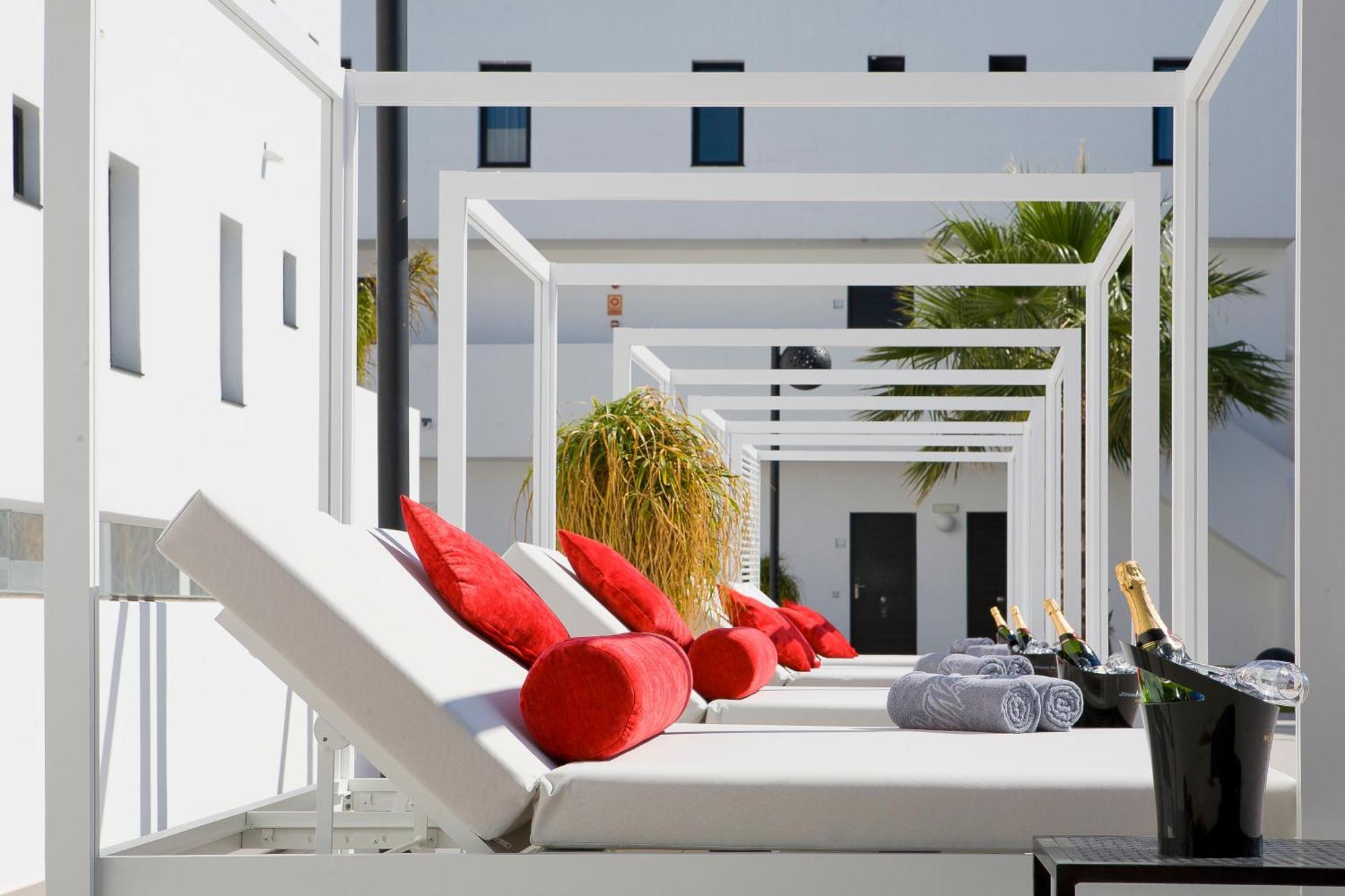 Migjorn Ibiza Suites & Spa Playa d'en Bossa Zewnętrze zdjęcie
